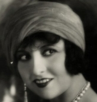 1920s makeup lucy doraine