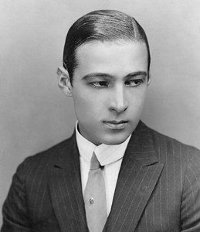 Rudolph Valentino Men's Fashion Icon Died in 1926