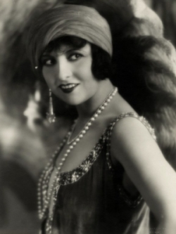 Hungarian Starlette Lucy Doraine: Dressed in Jewelry of the 1920s